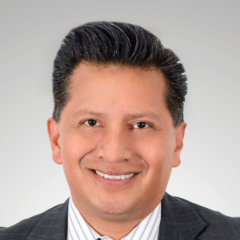 Dr. Pedro Martínez